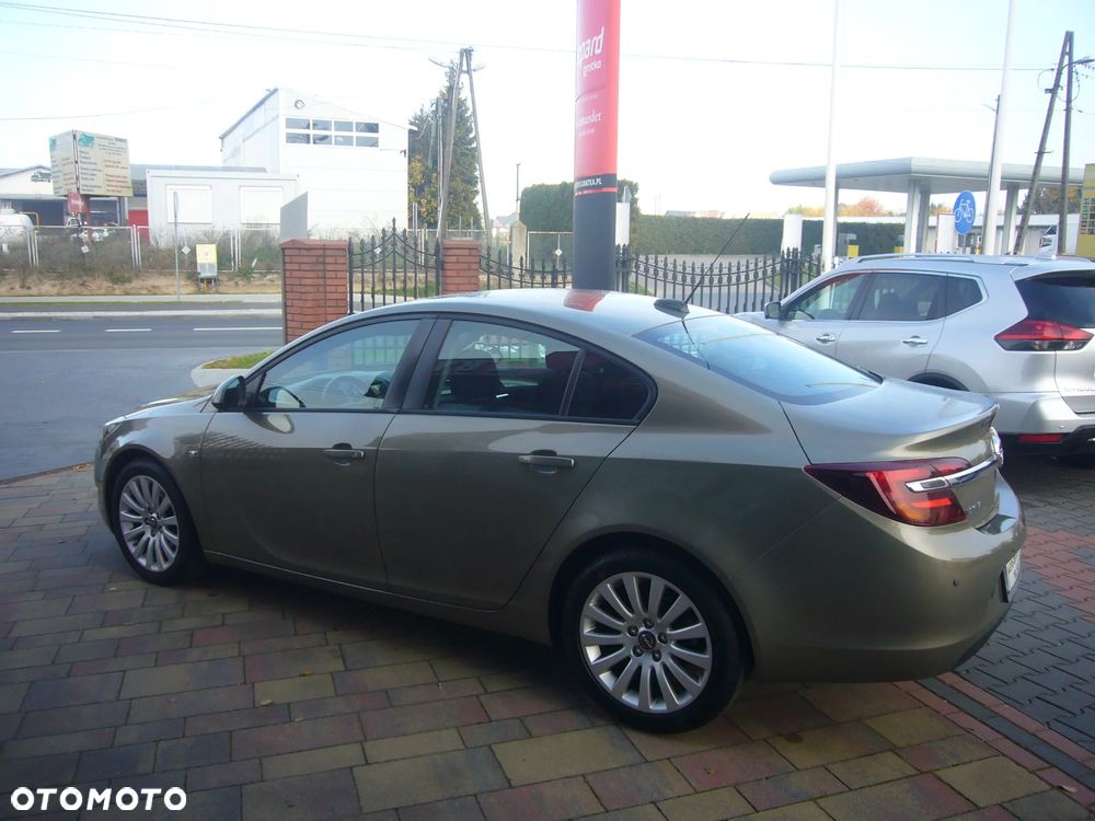 Opel Insignia 1.4 T Active S&S - 10