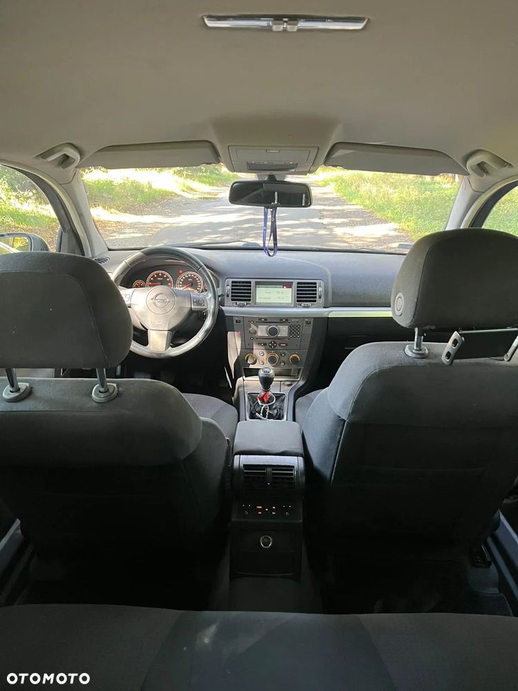 Opel Vectra 1.8 Caravan - 11