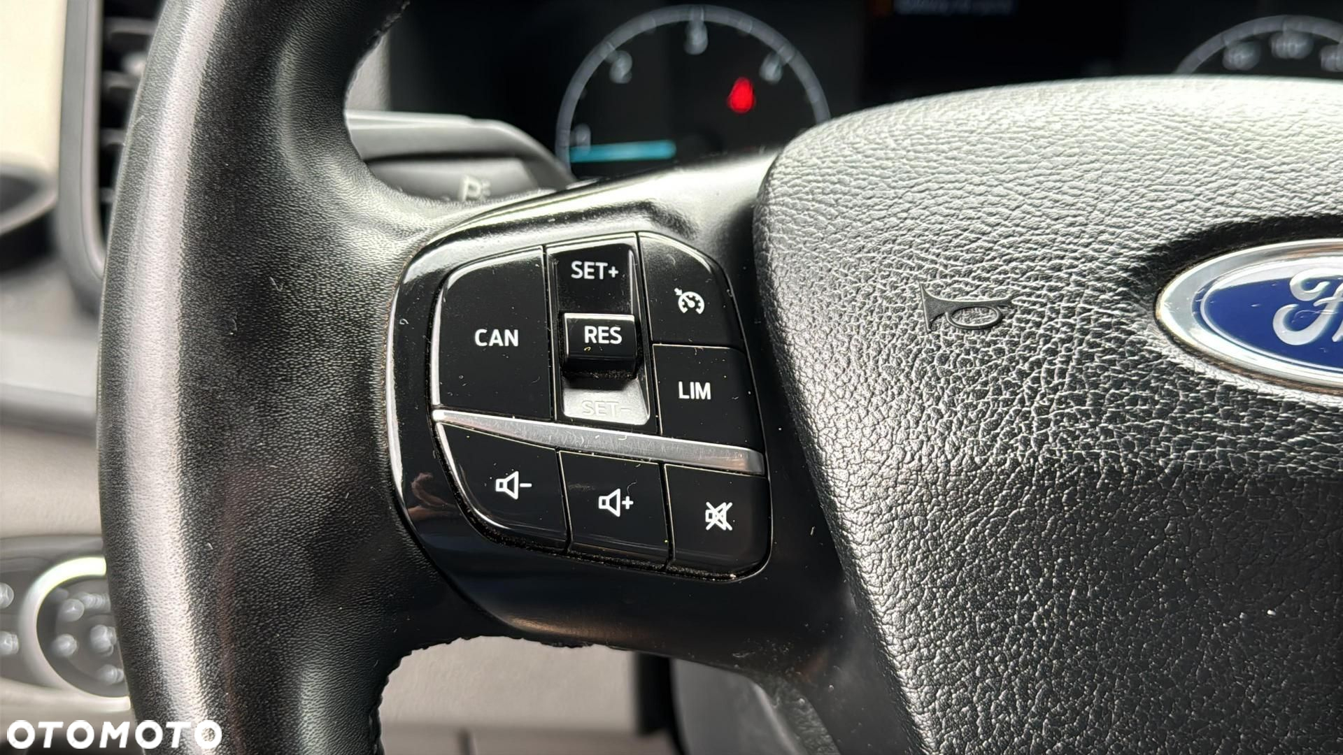 Ford transit - 29