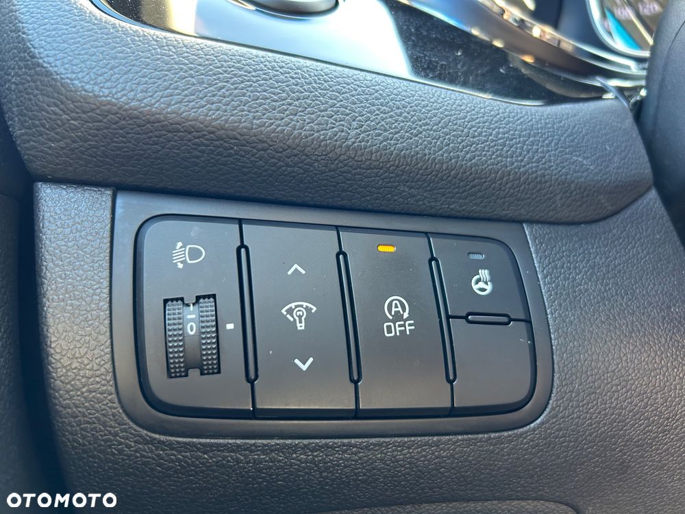 Kia Ceed - 25