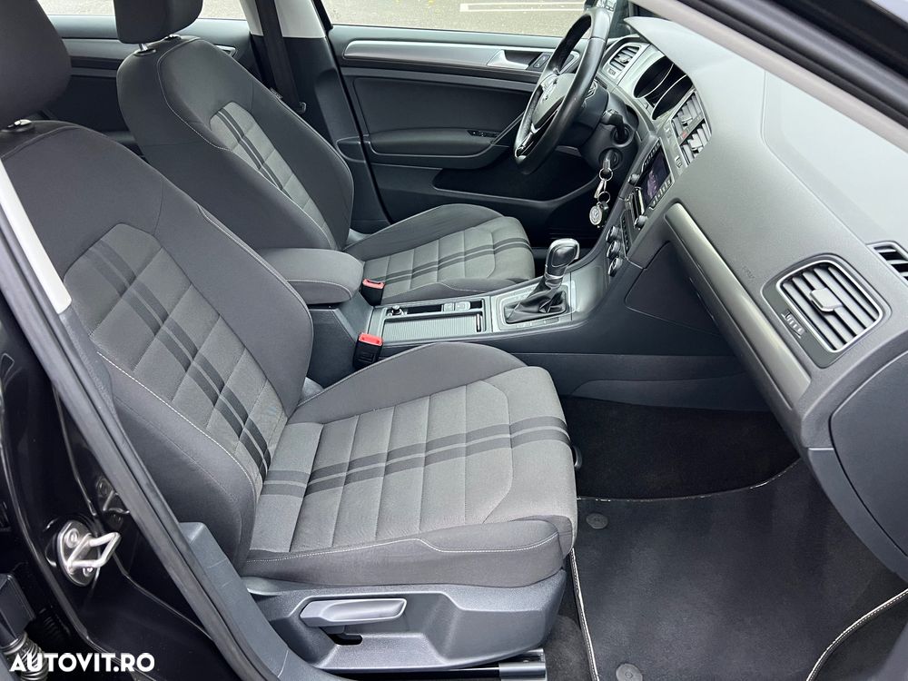 Volkswagen Golf 1.4 TSI BlueMotion Technology DSG Comfortline - 13