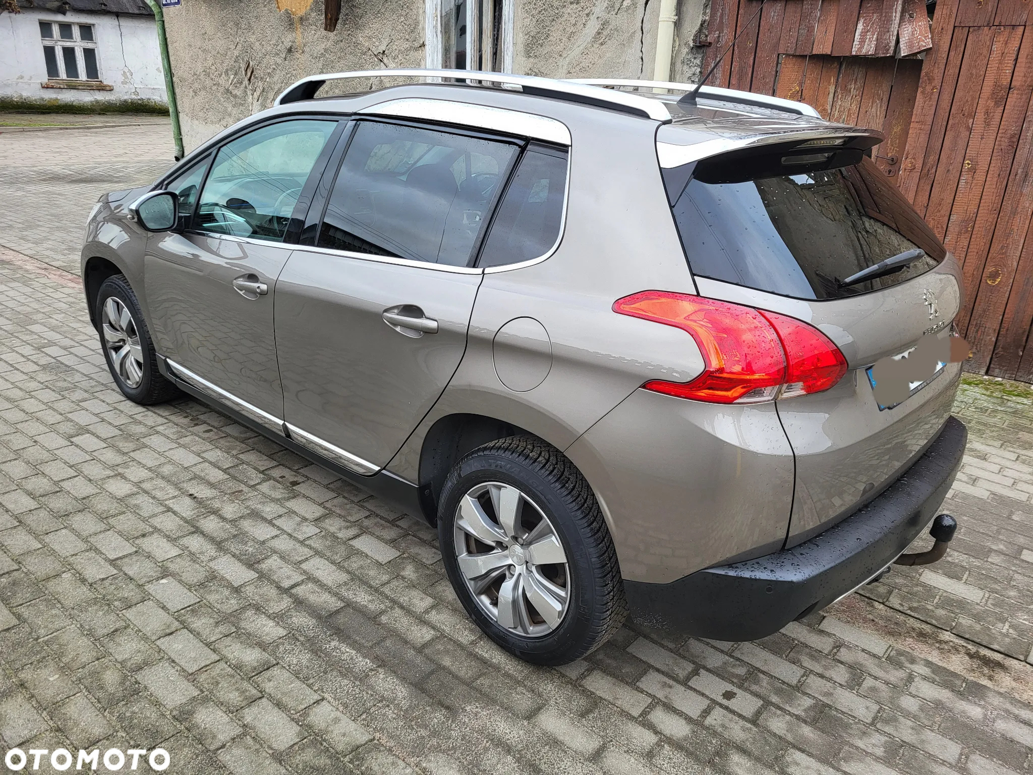 Peugeot 2008 e-HDi FAP 115 STOP & START Allure - 6