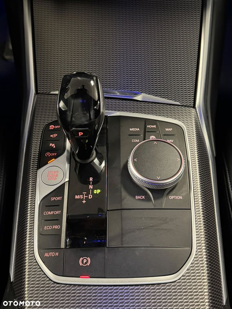 BMW Seria 3 320d Edition M Sport Shadow - 17