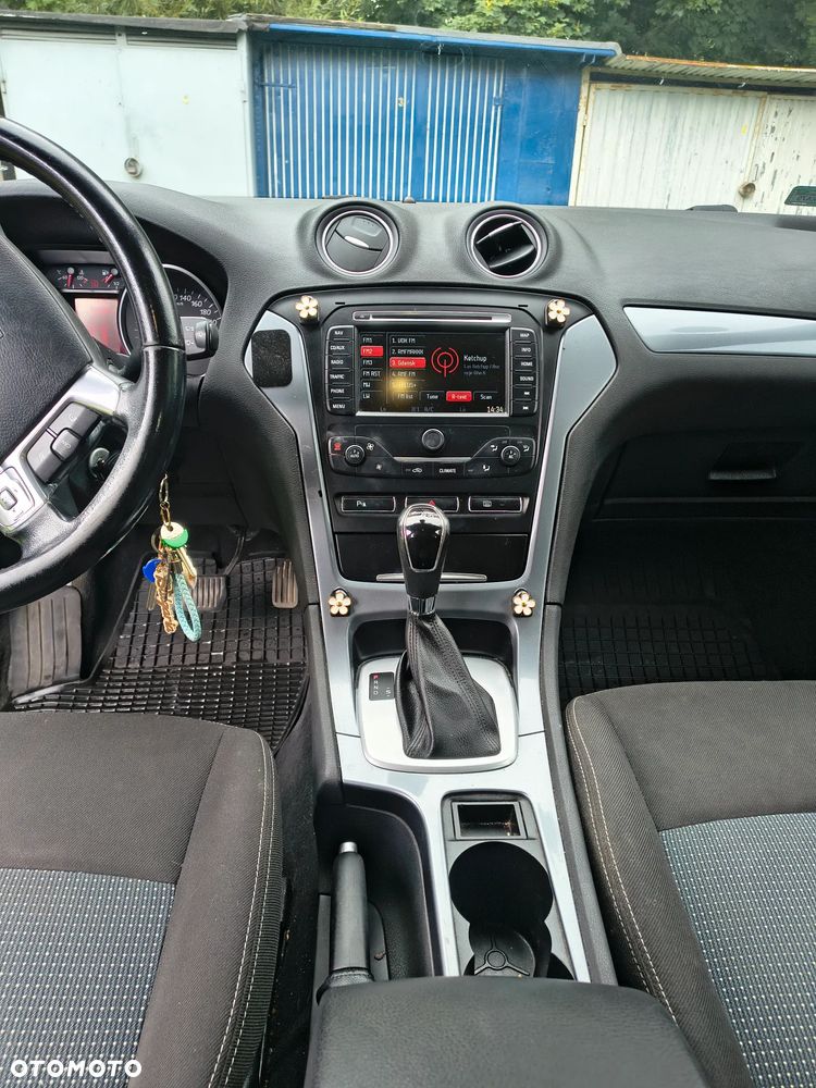 Ford Mondeo 2.0 TDCi Ambiente - 6
