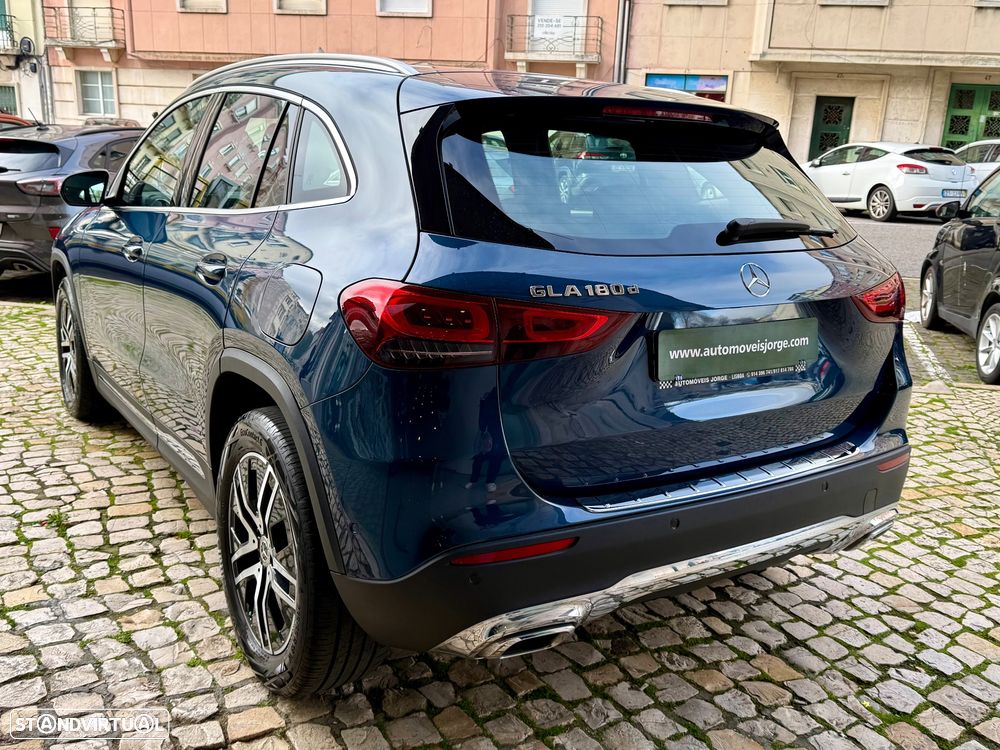 Mercedes-Benz GLA 180 d 8G-DCT Progressive - 6