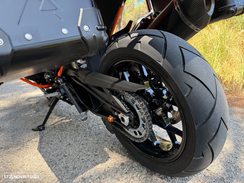 KTM 1290 Super Adventure S - 16