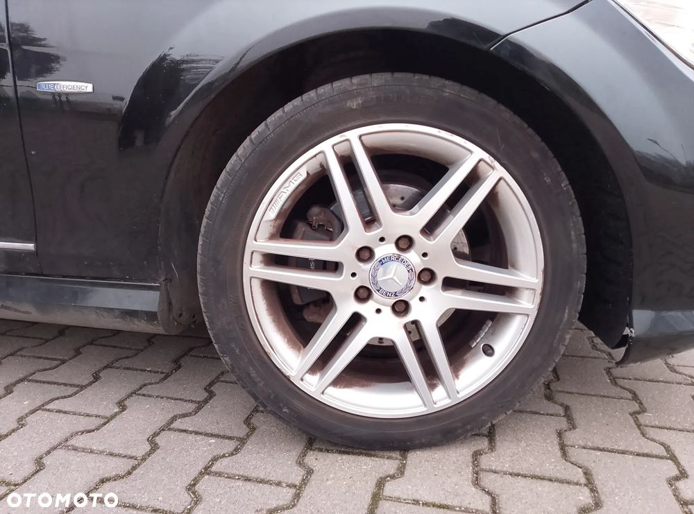 Mercedes-Benz Klasa C 180 Kompressor BlueEFFICIENCY Avantgarde - 6