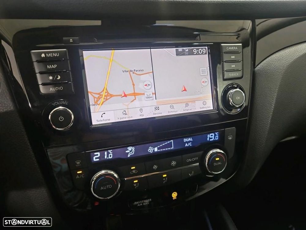 Nissan Qashqai 1.5 dCi N-Connecta J18 - 6