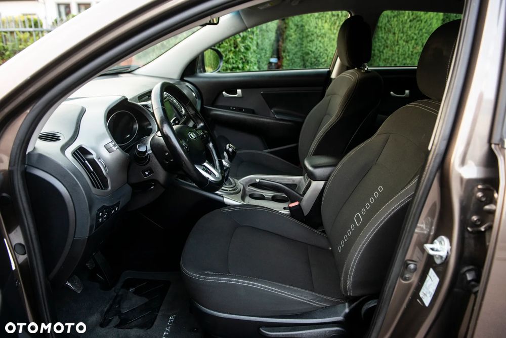 Kia Sportage 1.6 GDI 2WD Fifa World Cup Edition - 16