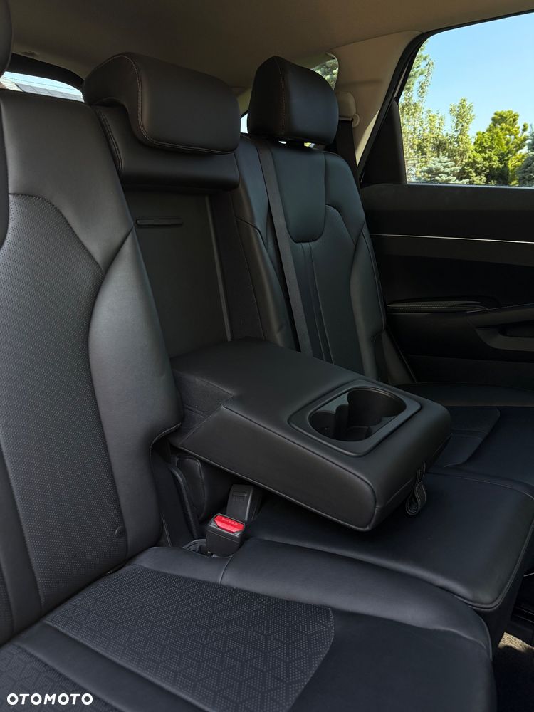 Kia Sorento - 25
