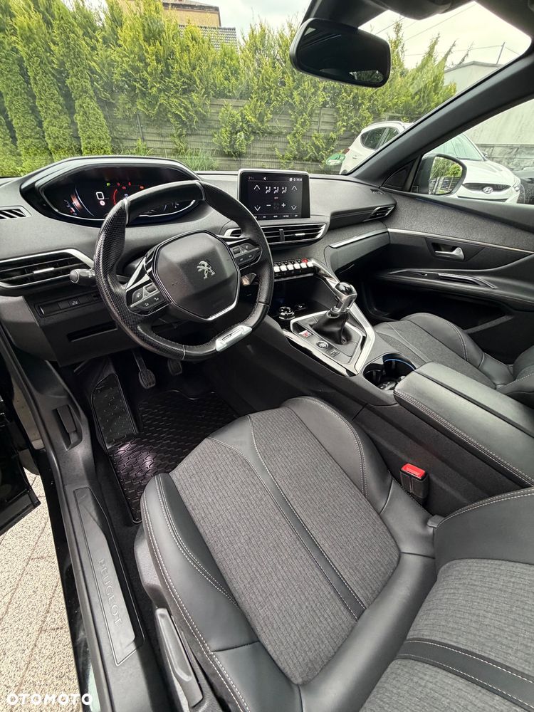 Peugeot 3008 1.5 BlueHDi GT S&S - 22