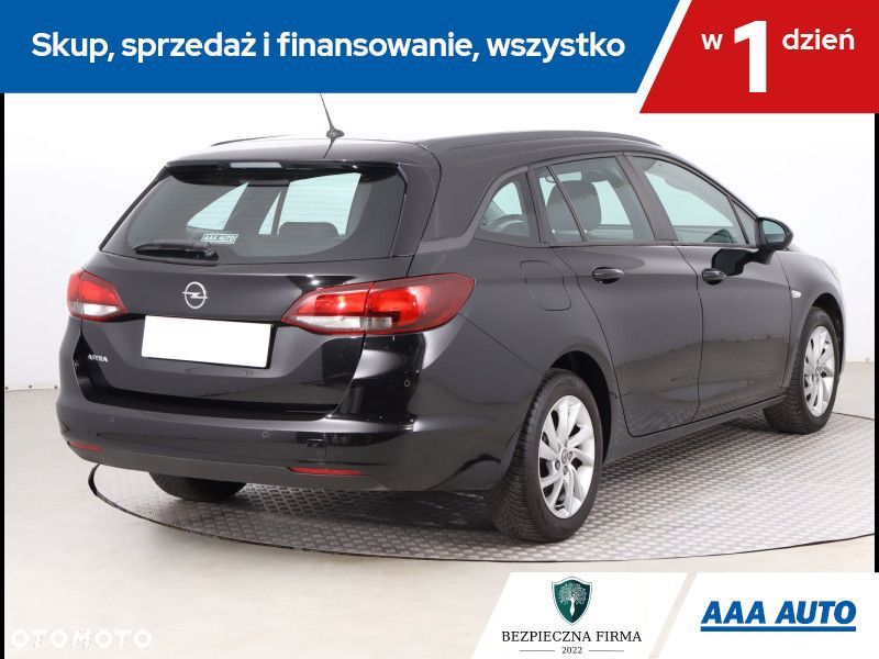 Opel Astra - 6