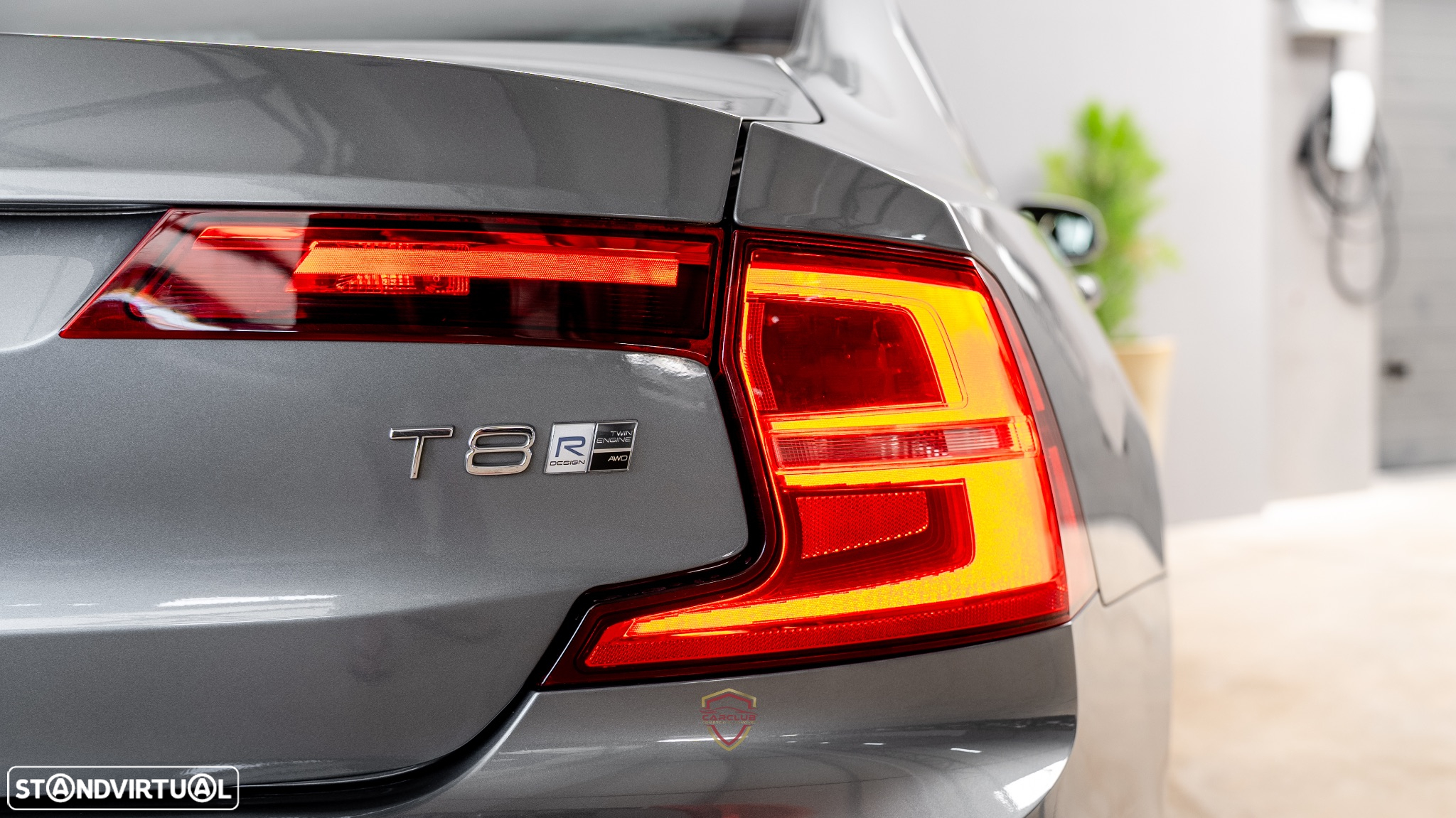 Volvo S90 2.0 T8 R-Design AWD Geartronic - 12