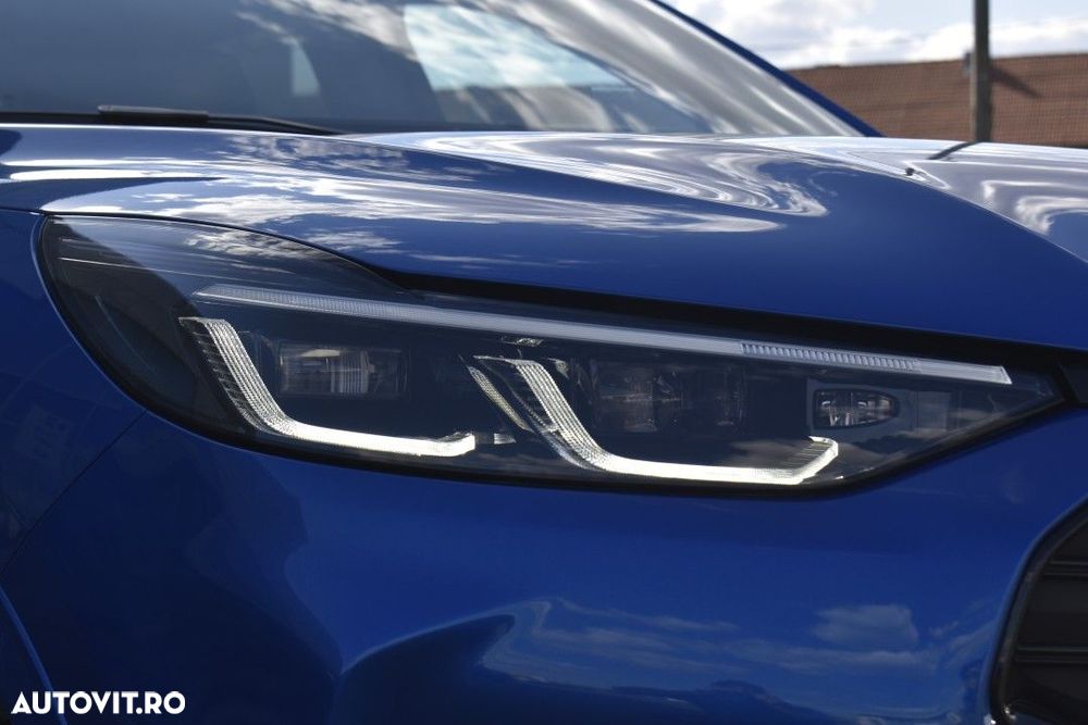 Ford Kuga - 9
