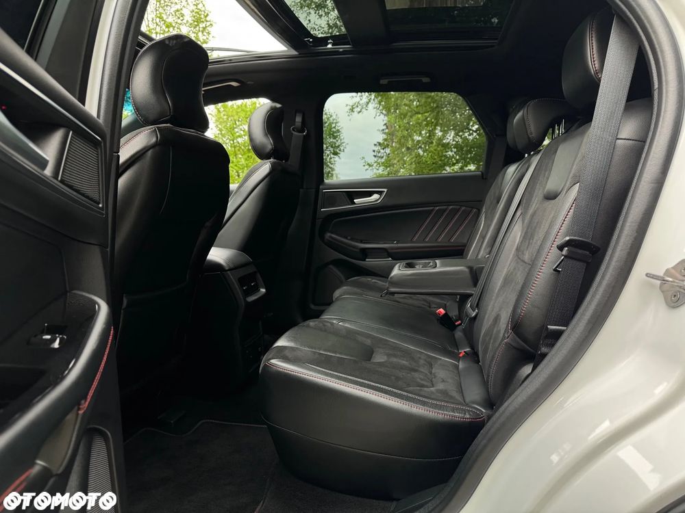 Ford Edge 2.0 EcoBlue Bi-Turbo 4x4 ST-LINE - 29