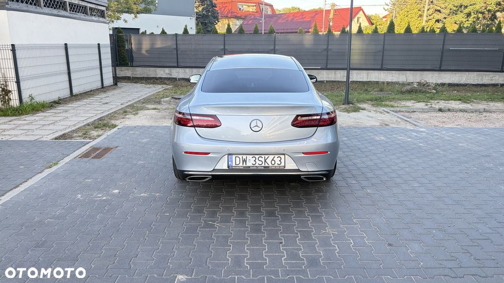 Mercedes-Benz Klasa E 200 9G-TRONIC - 3