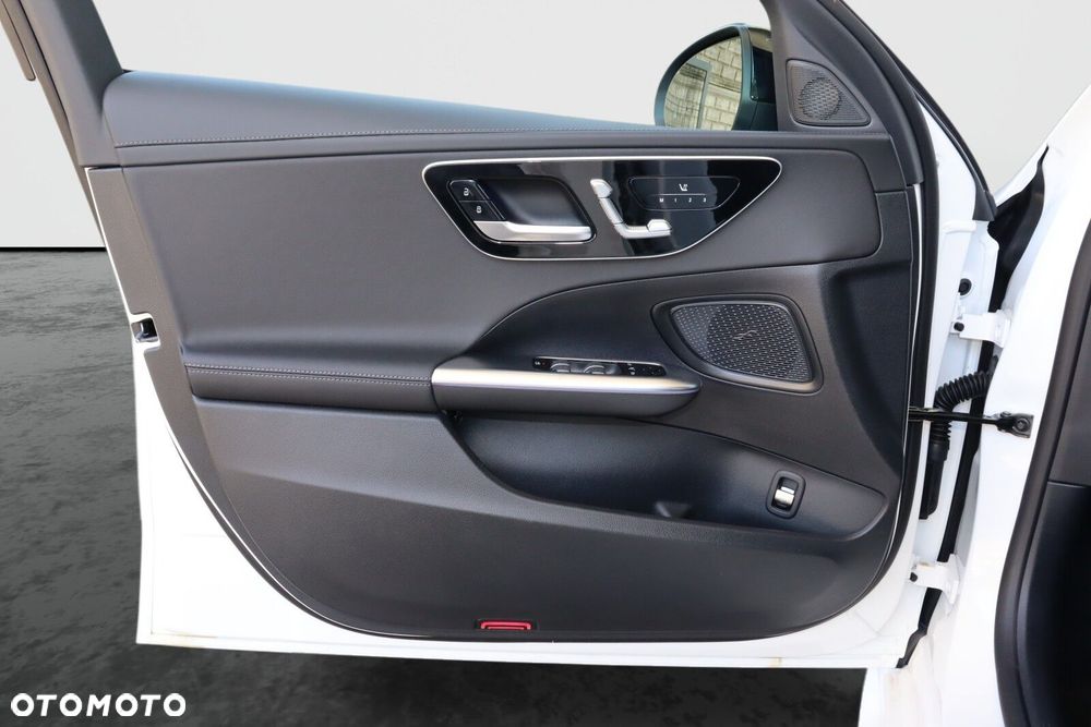 Mercedes-Benz Klasa C 220 d mHEV 4-Matic AMG - 9