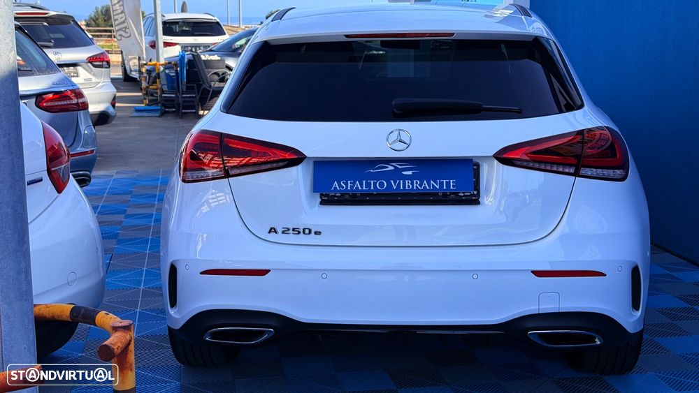 Mercedes-Benz A 250 e 8G-DCT AMG Line Advanced Plus - 4