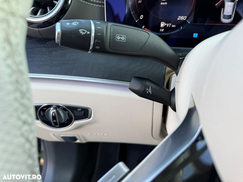 Mercedes-Benz E 220 d - 31