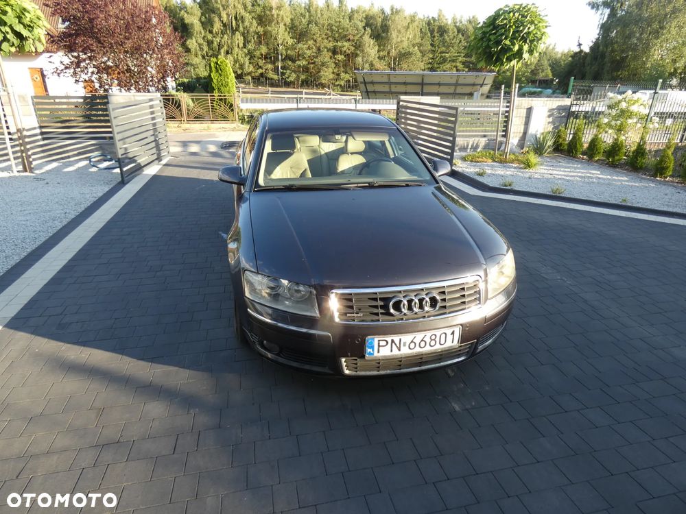Audi A8 - 2