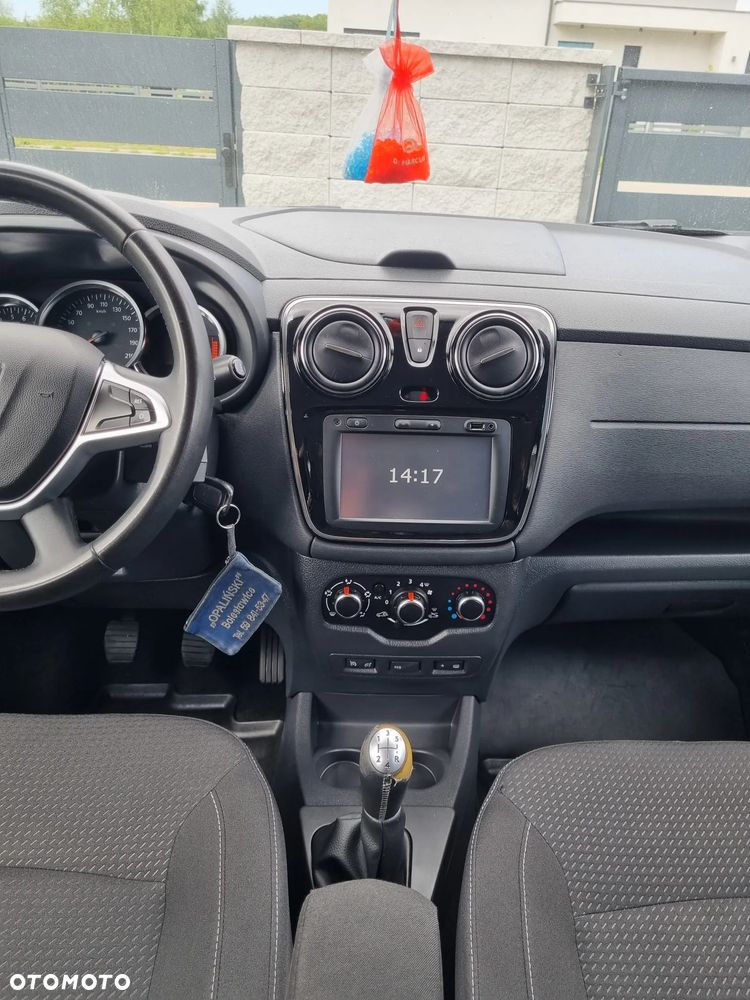 Dacia Lodgy 1.6 SCe Connected by Orange S&S - 27