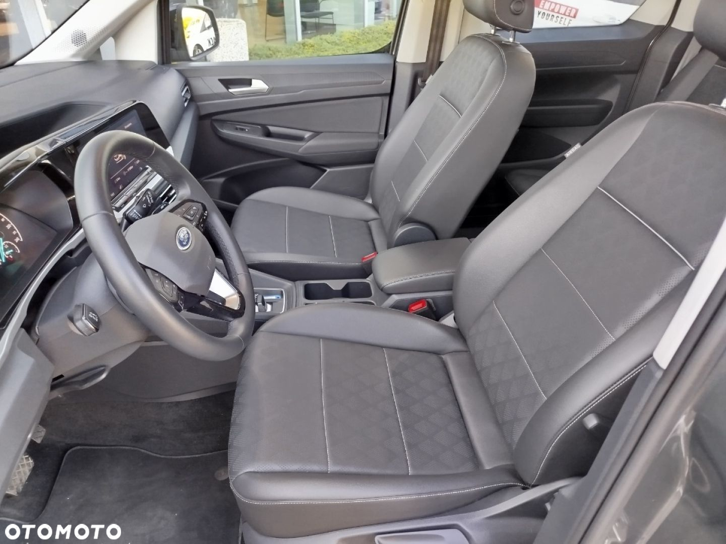 Ford Tourneo Connect - 8
