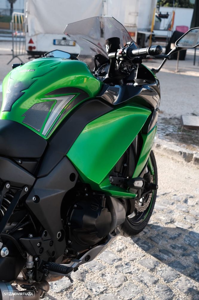 Kawasaki Z Z1000SX - 4