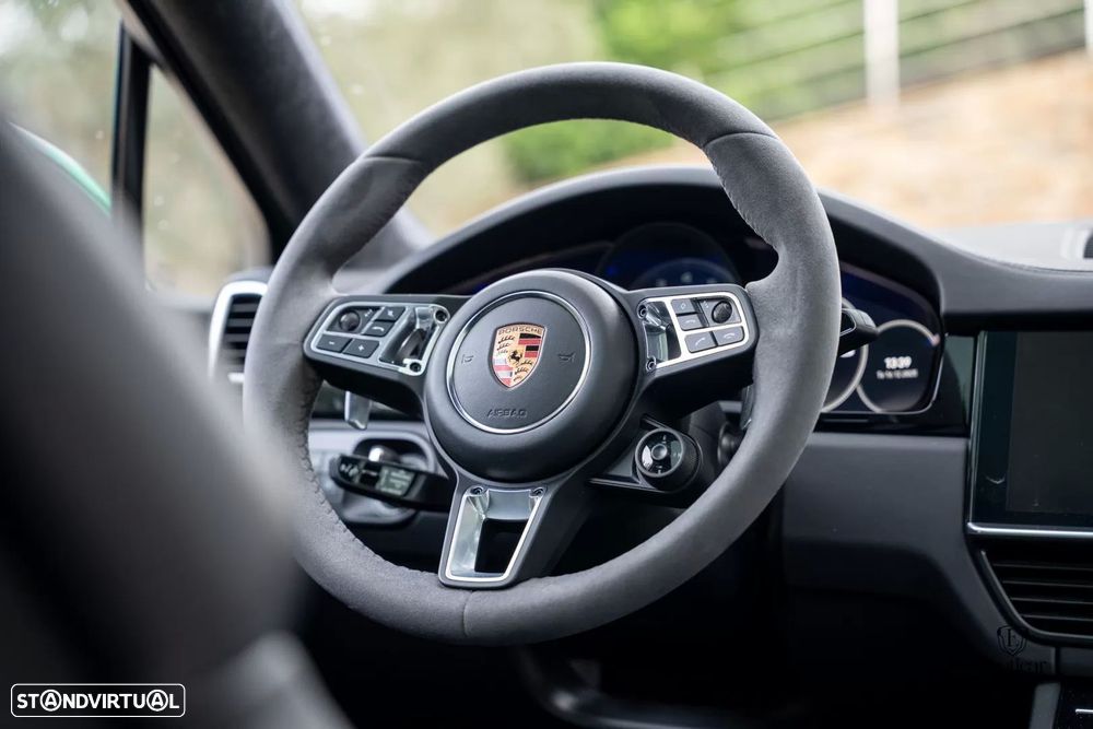 Porsche Cayenne Coupé Turbo S E-Hybrid - 52