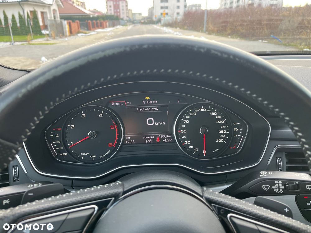 Audi A4 Avant 2.0 TDI S tronic - 29