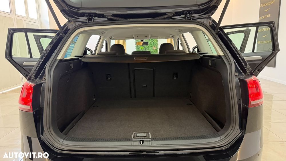 Volkswagen Golf 1.6 BlueTDI Comfortline - 13