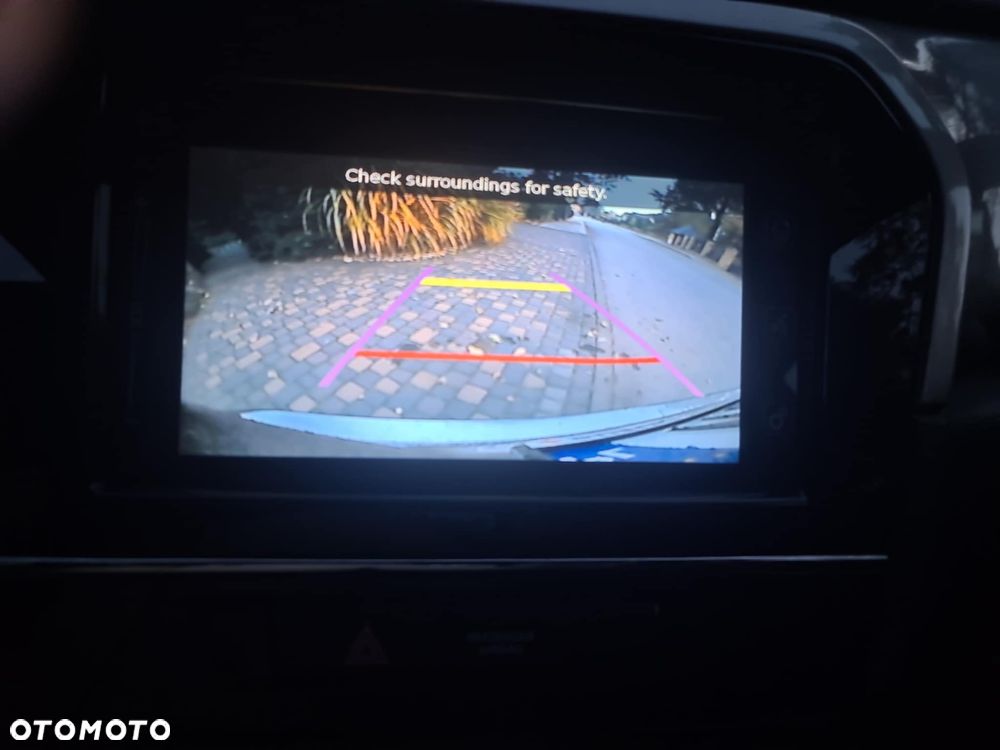 Suzuki Vitara 1.6 (4x4) Allgrip Comfort+ - 16