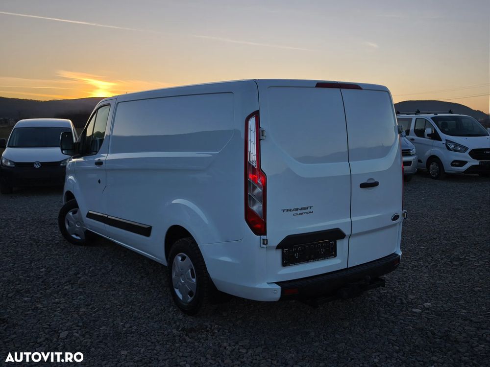 Ford Transit Custom - 13