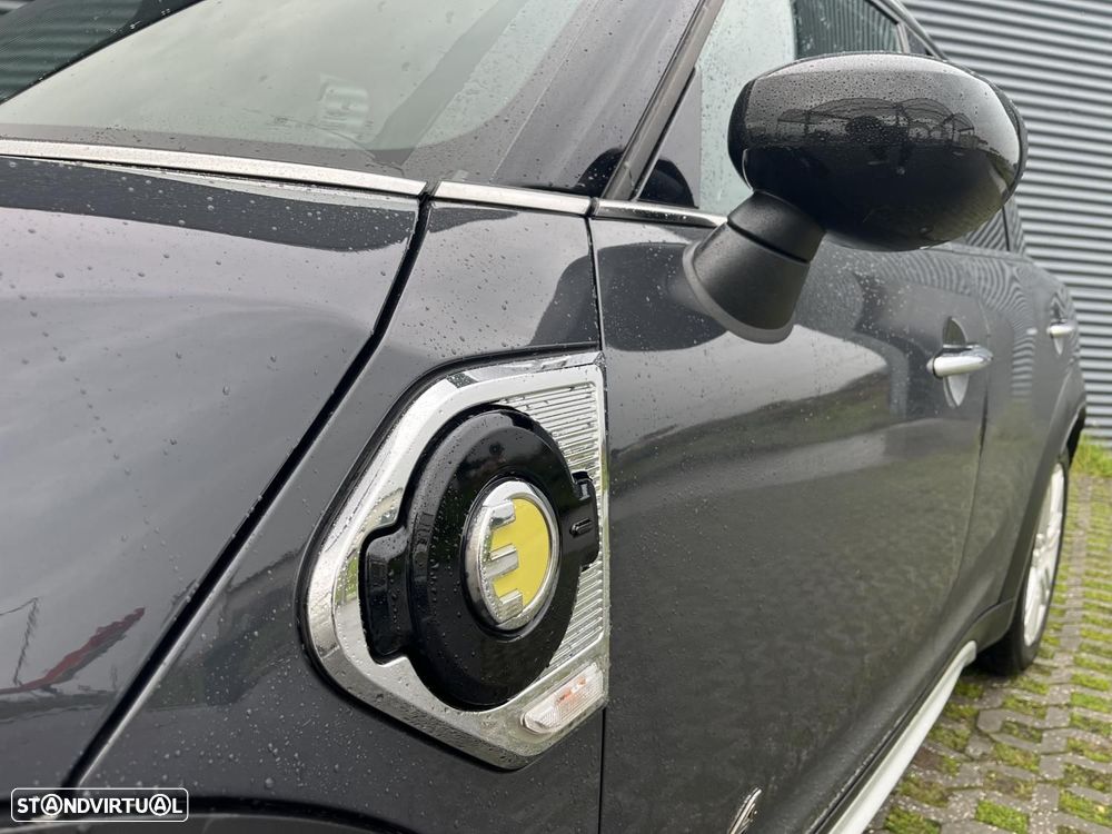 MINI Countryman Cooper SE ALL4 Auto - 24