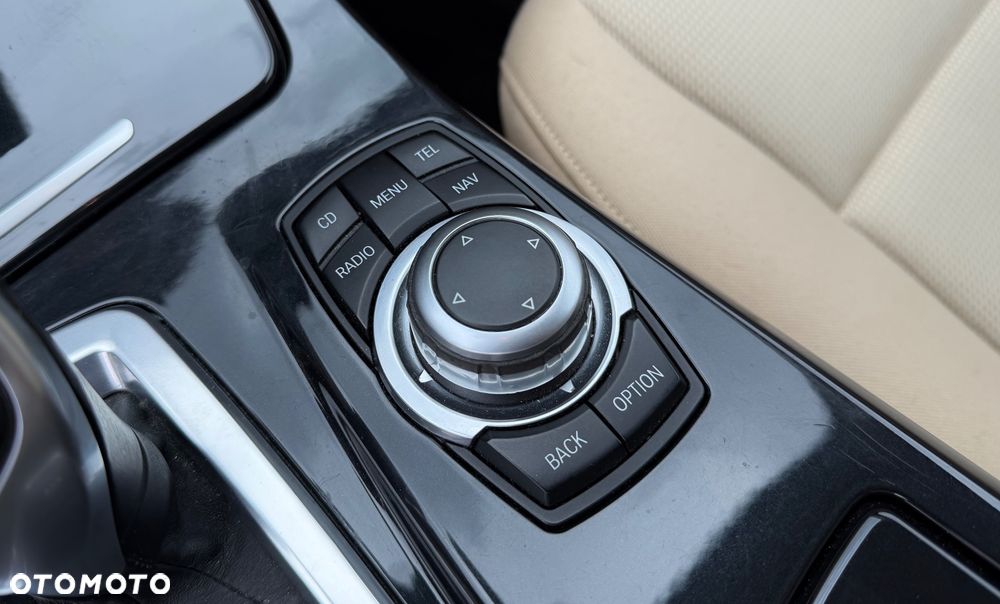 BMW Seria 5 - 29