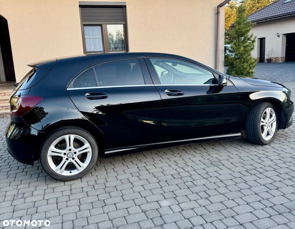 Mercedes-Benz Klasa A 180 (BlueEFFICIENCY) 7G-DCT Urban - 7