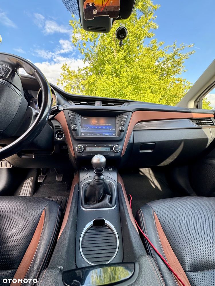 Toyota Avensis 2.0 D-4D Prestige - 37