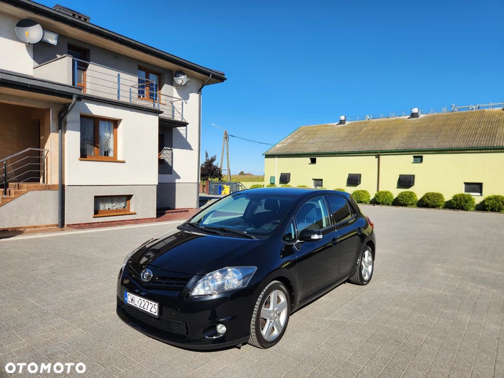 Toyota Auris - 2