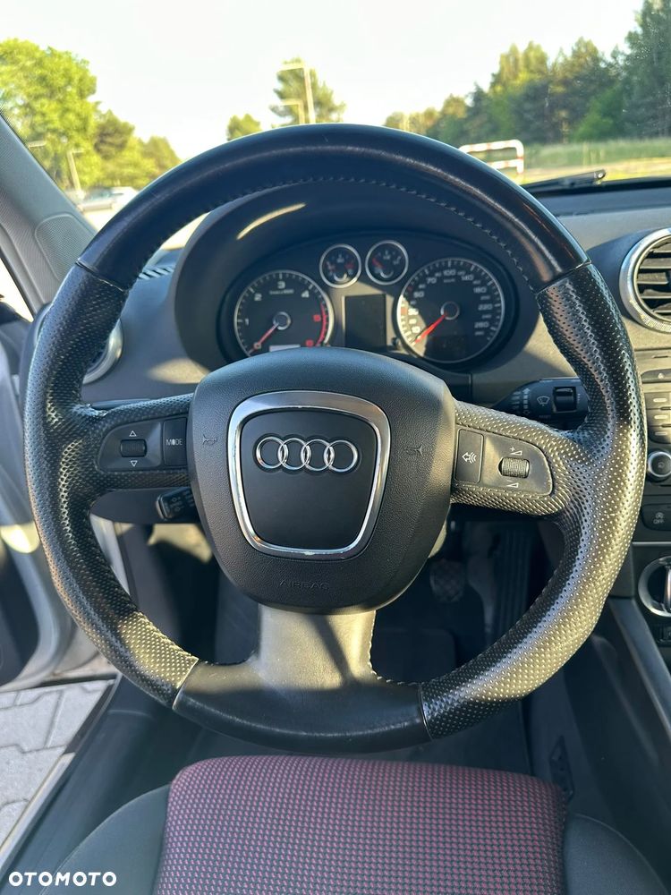 Audi A3 Sportback 2.0 TDI DPF Ambition - 15