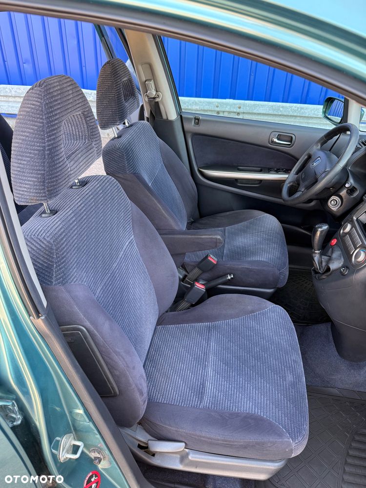 Honda Stream - 30