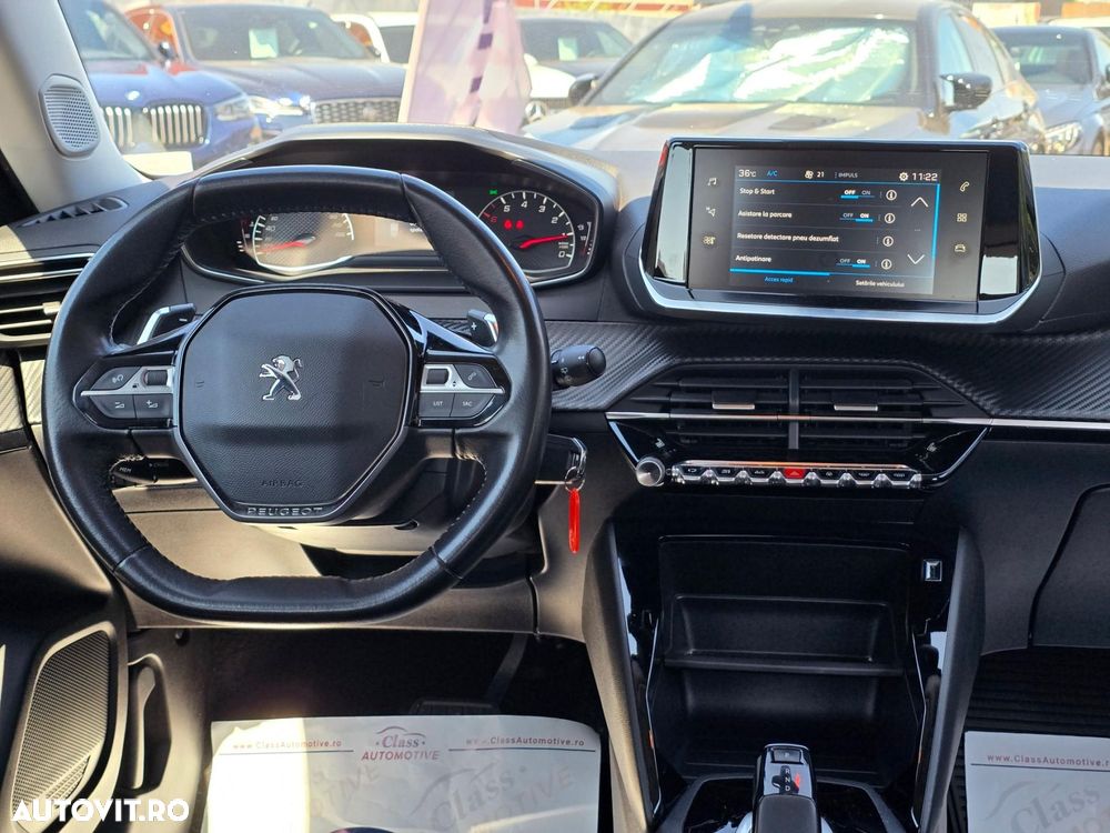 Peugeot 2008 1.2 L PureTech STT EAT8 Active - 10