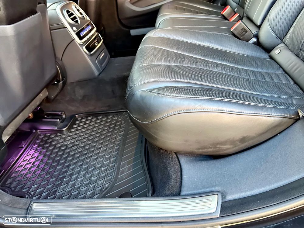 Mercedes-Benz S 560 4Matic 9G-TRONIC - 44