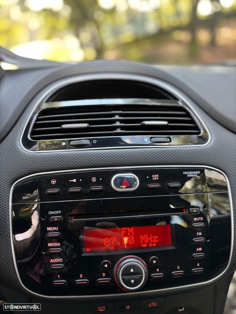 Fiat Grande Punto 1.3 M-jet 108g - 12