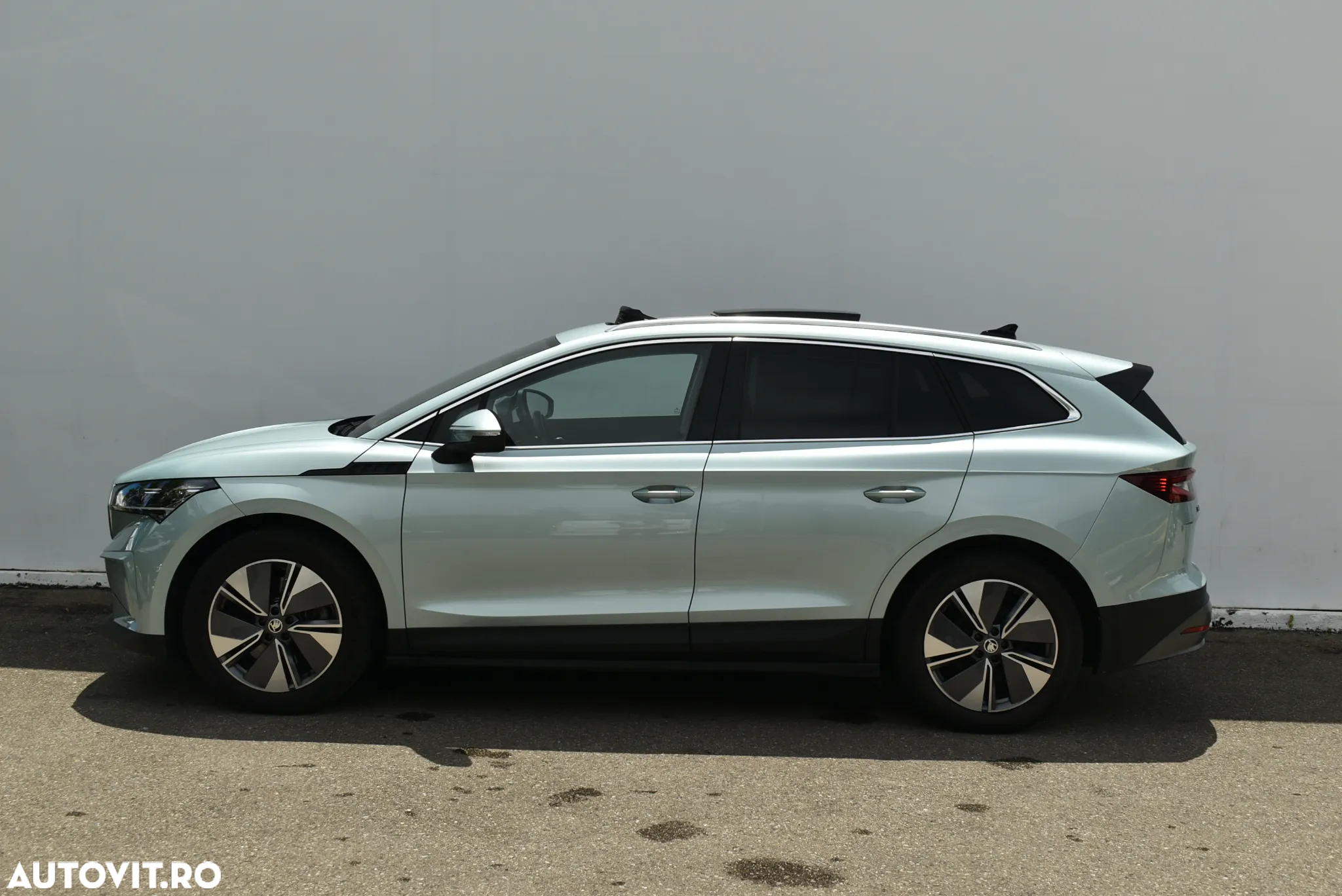 Skoda Enyaq iV Electric 80X - 2