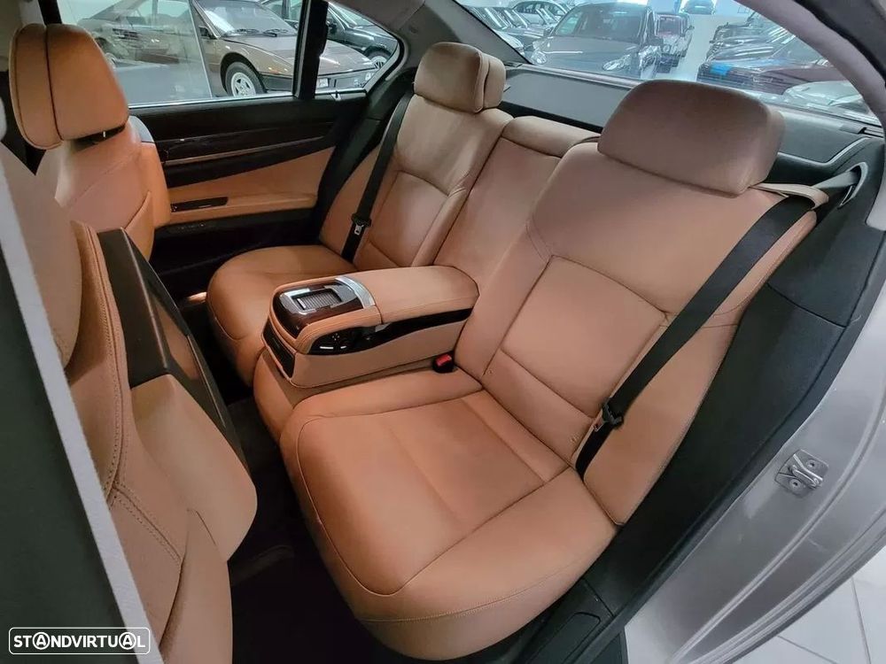 BMW 730 d - 25