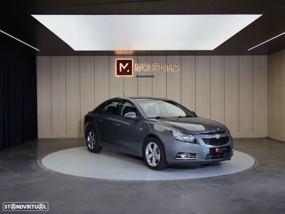 Chevrolet Cruze 1.6 LS - 7