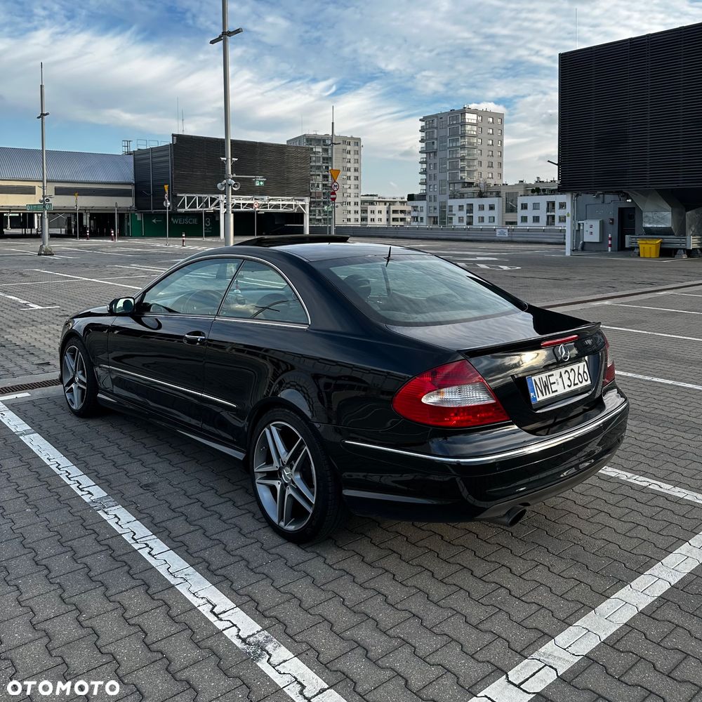 Mercedes-Benz CLK - 4