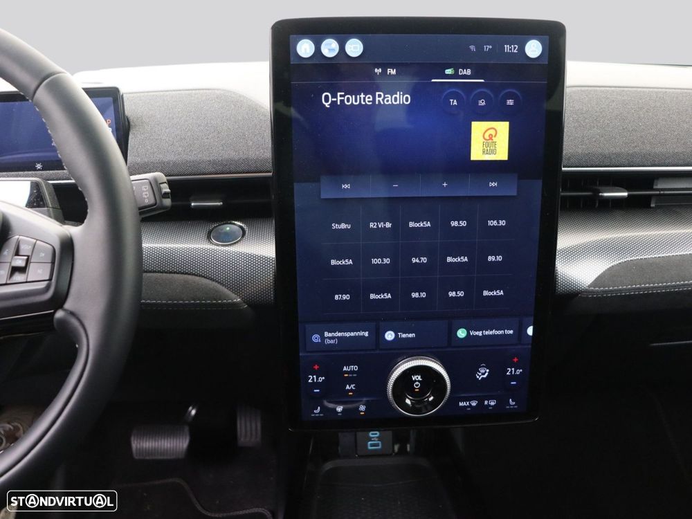 Ford Mustang Mach-E - 18