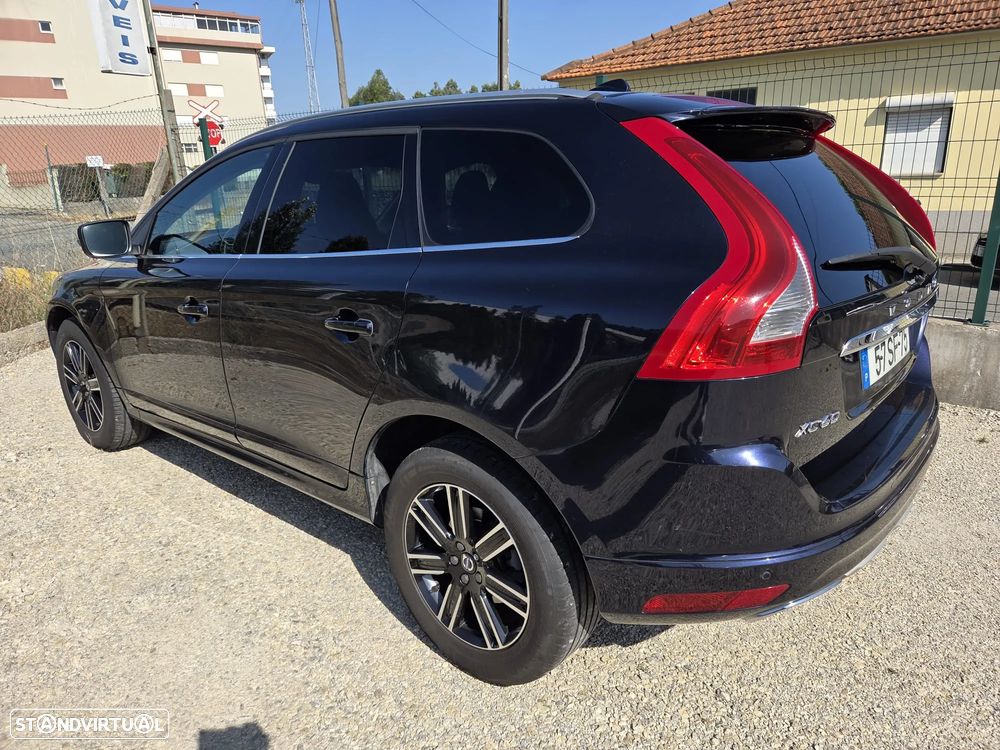 Volvo XC 60 2.0 D4 Momentum Plus Geartronic - 4