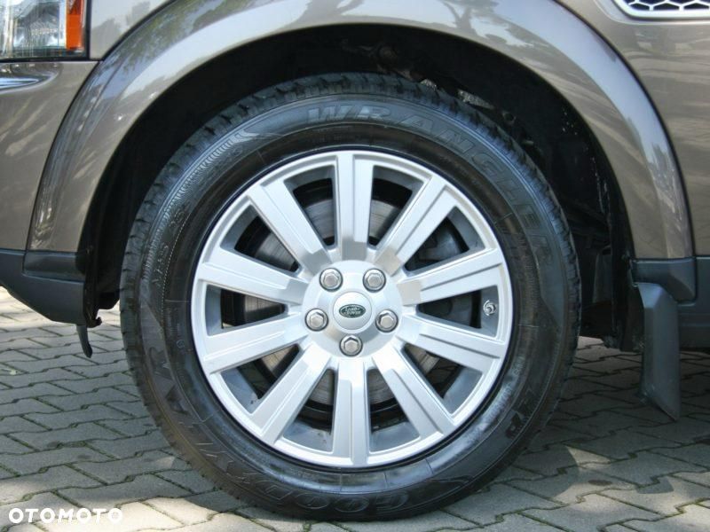 Land Rover Discovery 3.0D V6 HSE - 8