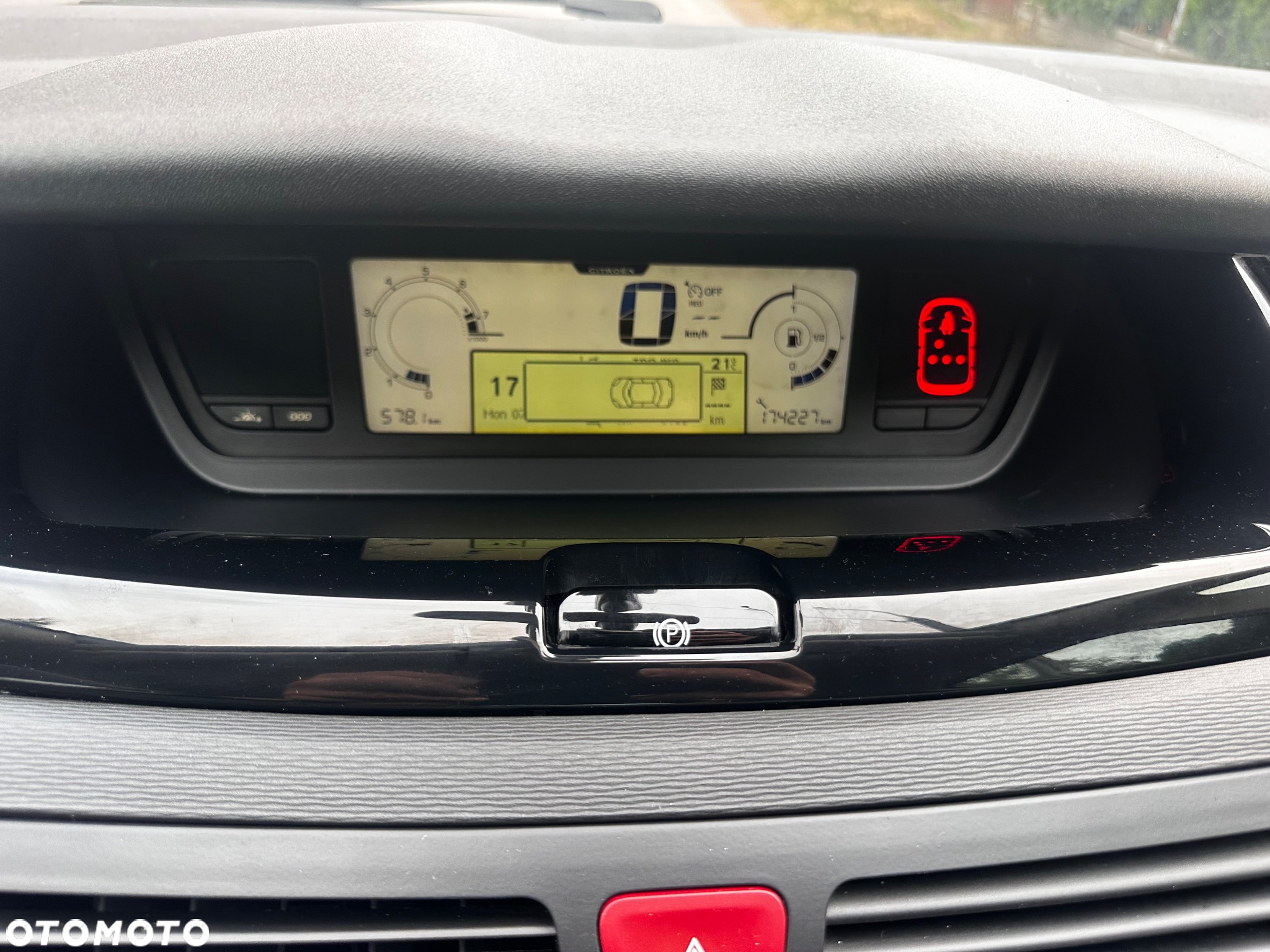 Citroën C4 Picasso VTi 120 Business Class - 32